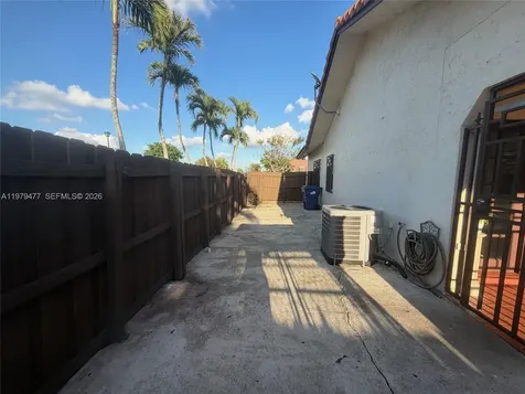 1090 NW 128th Court Miami FL 33182