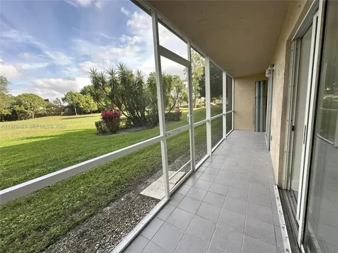 9470 Tangerine Place Davie FL 33324