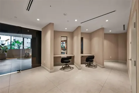 700 NE 24 Miami FL 33137