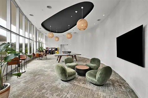 700 NE 24 Miami FL 33137