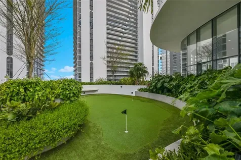 700 NE 24 Miami FL 33137