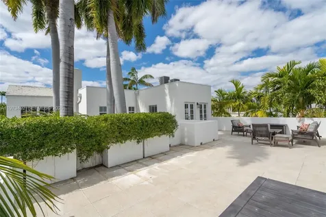 707 W 54th Street Miami Beach FL 33140