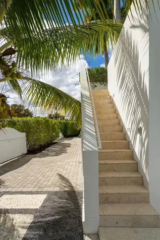 707 W 54th Street Miami Beach FL 33140