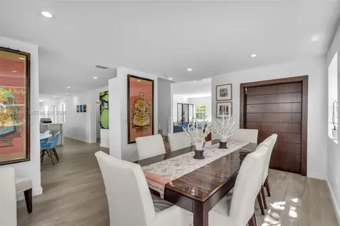 707 W 54th Street Miami Beach FL 33140