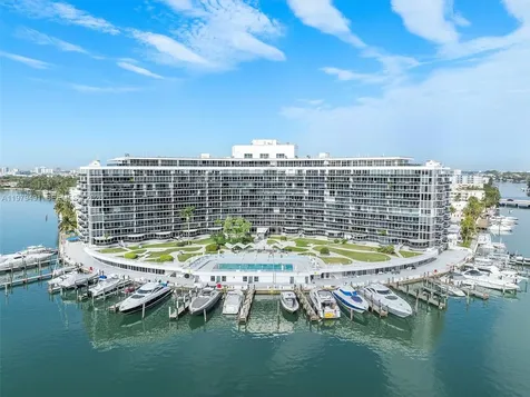 900 Bay Drive Miami Beach FL 33141