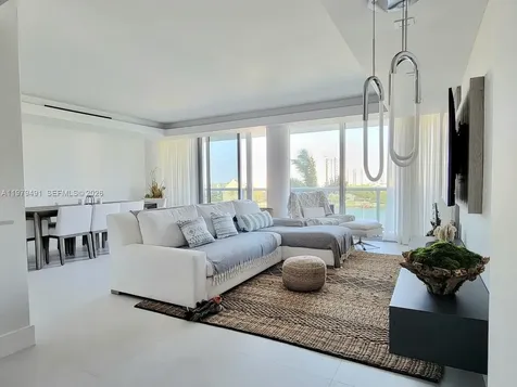 900 Bay Drive Miami Beach FL 33141