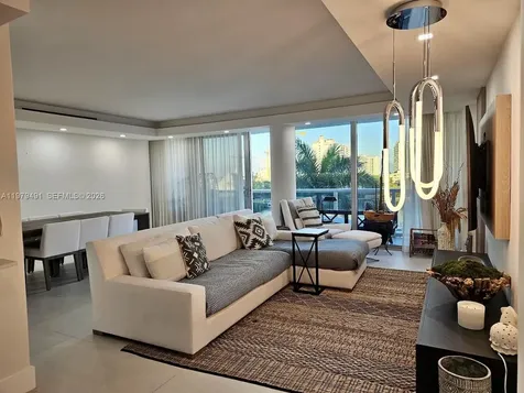 900 Bay Drive Miami Beach FL 33141