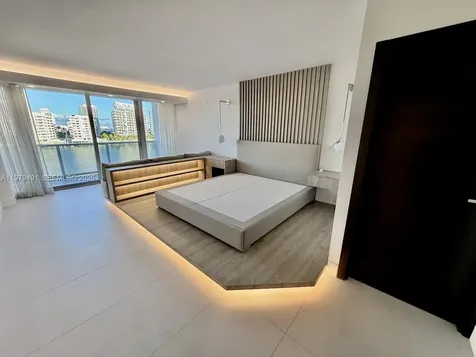 900 Bay Drive Miami Beach FL 33141