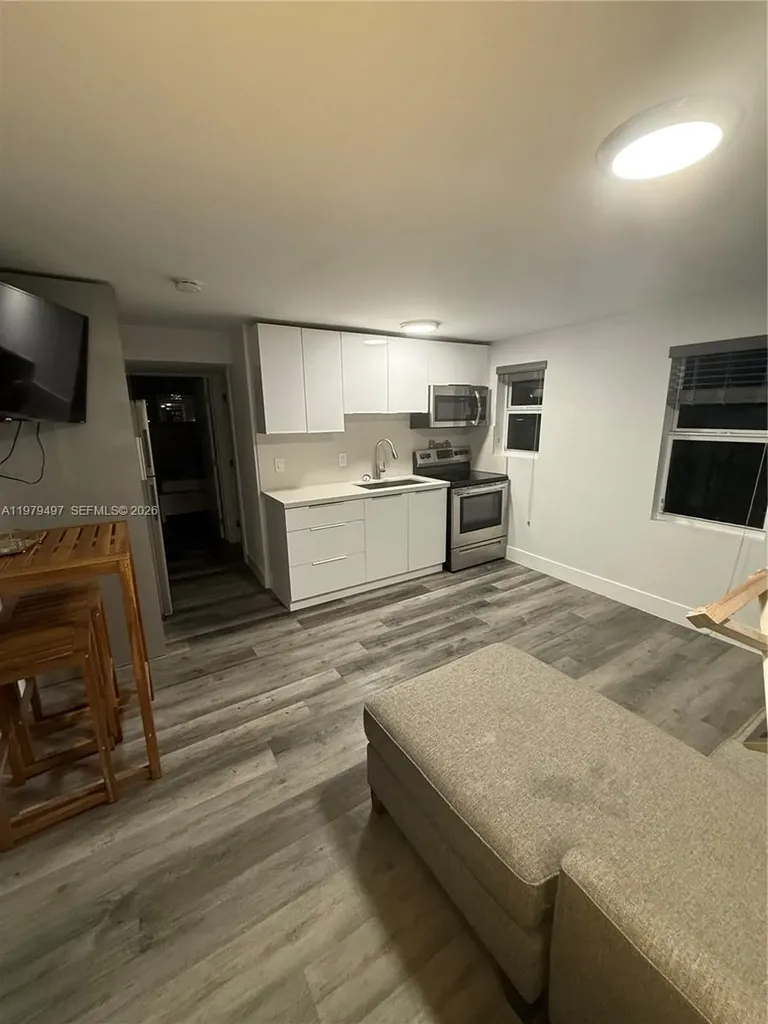 2020 Washington Street Hollywood FL 33020