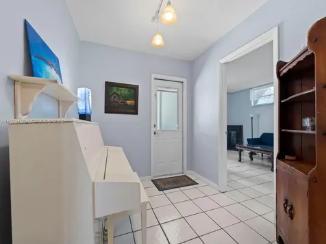 8620 SW 185th Terrace Cutler Bay FL 33157