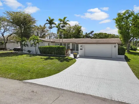 8620 SW 185th Terrace Cutler Bay FL 33157