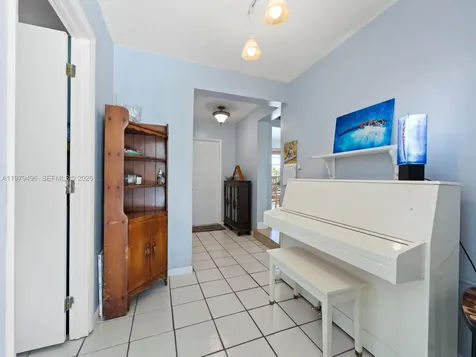 8620 SW 185th Terrace Cutler Bay FL 33157