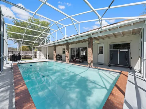 8620 SW 185th Terrace Cutler Bay FL 33157