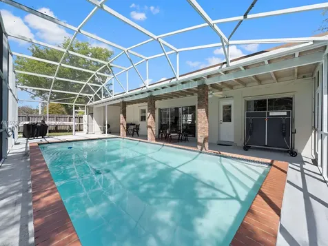 8620 SW 185th Terrace Cutler Bay FL 33157