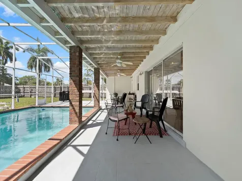 8620 SW 185th Terrace Cutler Bay FL 33157