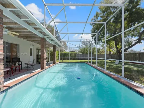 8620 SW 185th Terrace Cutler Bay FL 33157