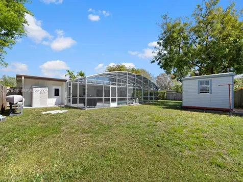 8620 SW 185th Terrace Cutler Bay FL 33157