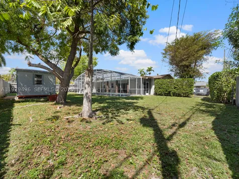 8620 SW 185th Terrace Cutler Bay FL 33157