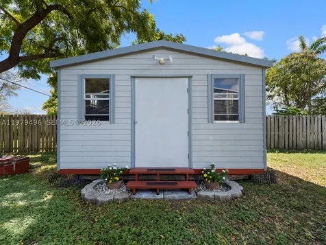 8620 SW 185th Terrace Cutler Bay FL 33157