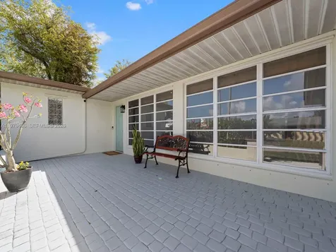 8620 SW 185th Terrace Cutler Bay FL 33157