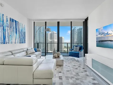 88 SW 7th Street Miami FL 33130
