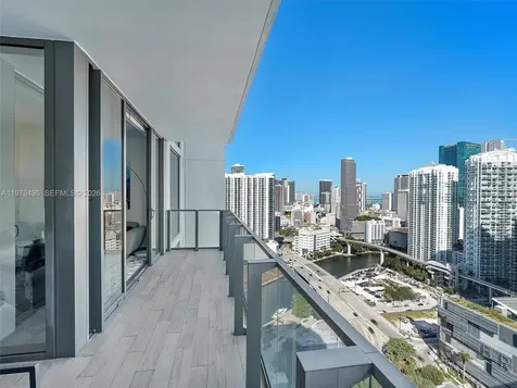 88 SW 7th Street Miami FL 33130