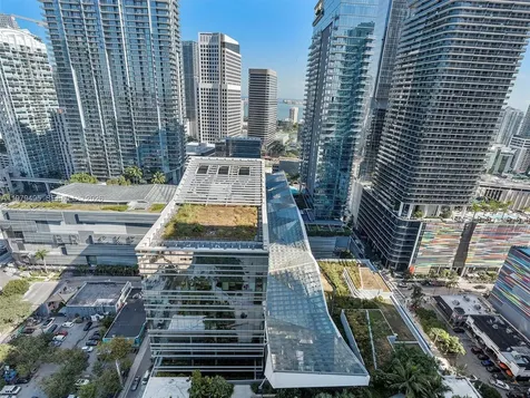 88 SW 7th Street Miami FL 33130