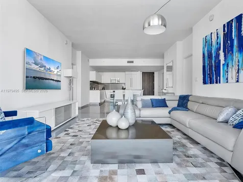 88 SW 7th Street Miami FL 33130