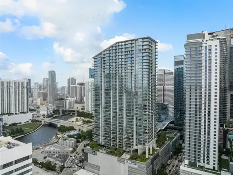 88 SW 7th Street Miami FL 33130