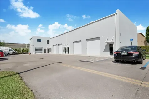 13040 SW 123rd Avenue Miami FL 33186