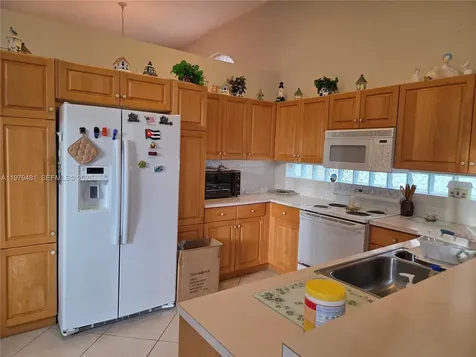 17594 SW 12th Street Pembroke Pines FL 33029