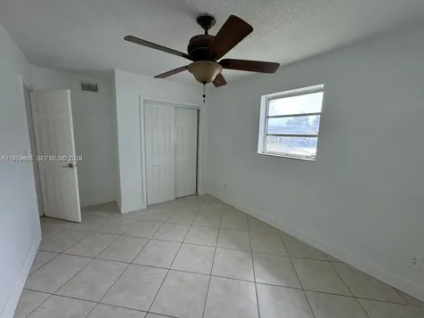 3340 SW 94th Place Miami FL 33165