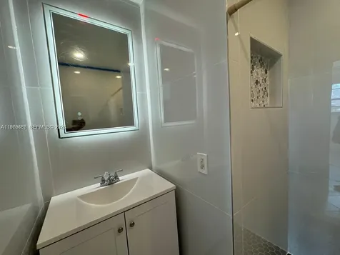3340 SW 94th Place Miami FL 33165