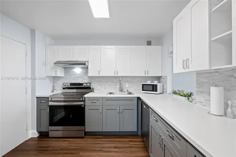 427 Golden Isles Drive Hallandale Beach FL 33009