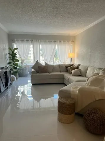 1985 S Ocean Drive Hallandale Beach FL 33009