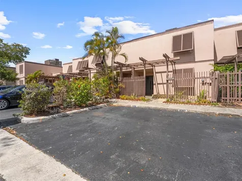 12259 NW 11th Street Pembroke Pines FL 33026
