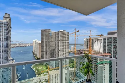 31 SE 5th Street Miami FL 33131