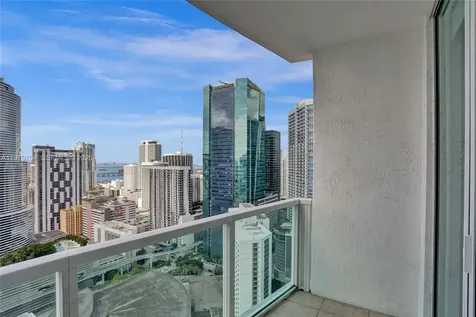 31 SE 5th Street Miami FL 33131
