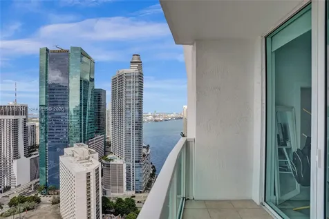 31 SE 5th Street Miami FL 33131