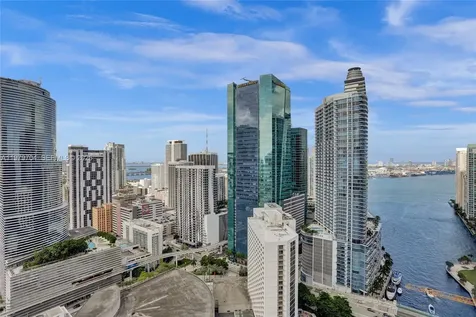 31 SE 5th Street Miami FL 33131