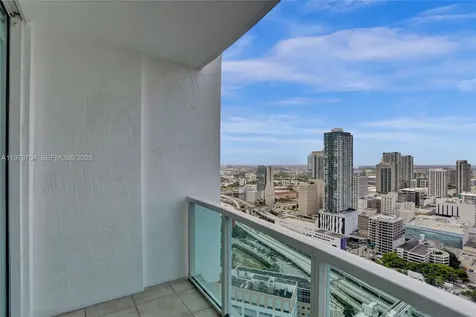 31 SE 5th Street Miami FL 33131
