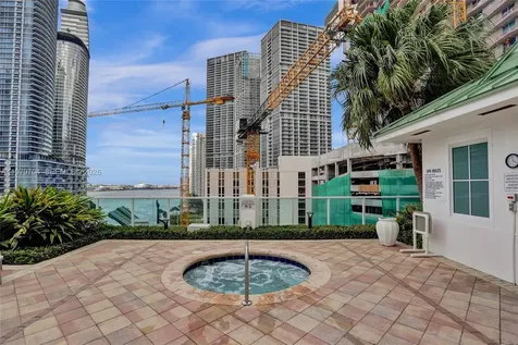 31 SE 5th Street Miami FL 33131