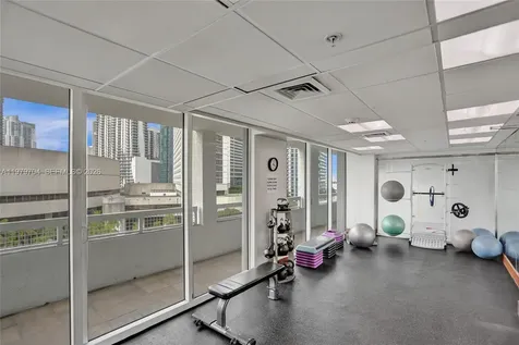31 SE 5th Street Miami FL 33131