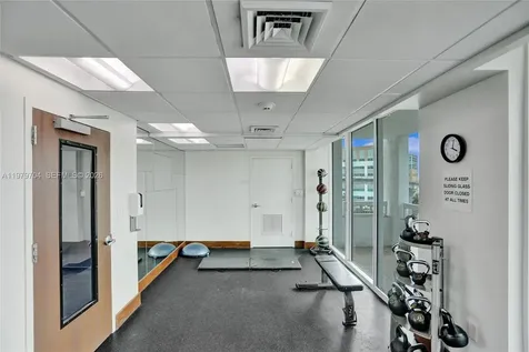 31 SE 5th Street Miami FL 33131