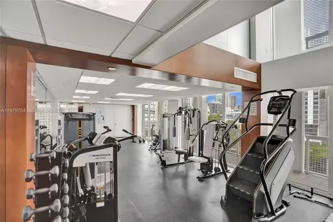 31 SE 5th Street Miami FL 33131
