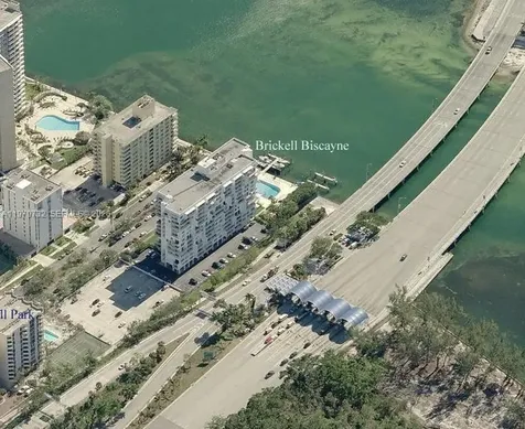 150 SE 25th Road Miami FL 33129