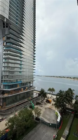 150 SE 25th Road Miami FL 33129