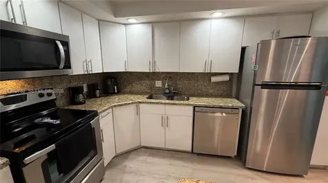 150 SE 25th Road Miami FL 33129