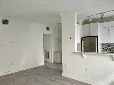 1551 Michigan Avenue Miami Beach FL 33139