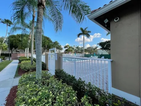 16309 Emerald Cove Road Weston FL 33331
